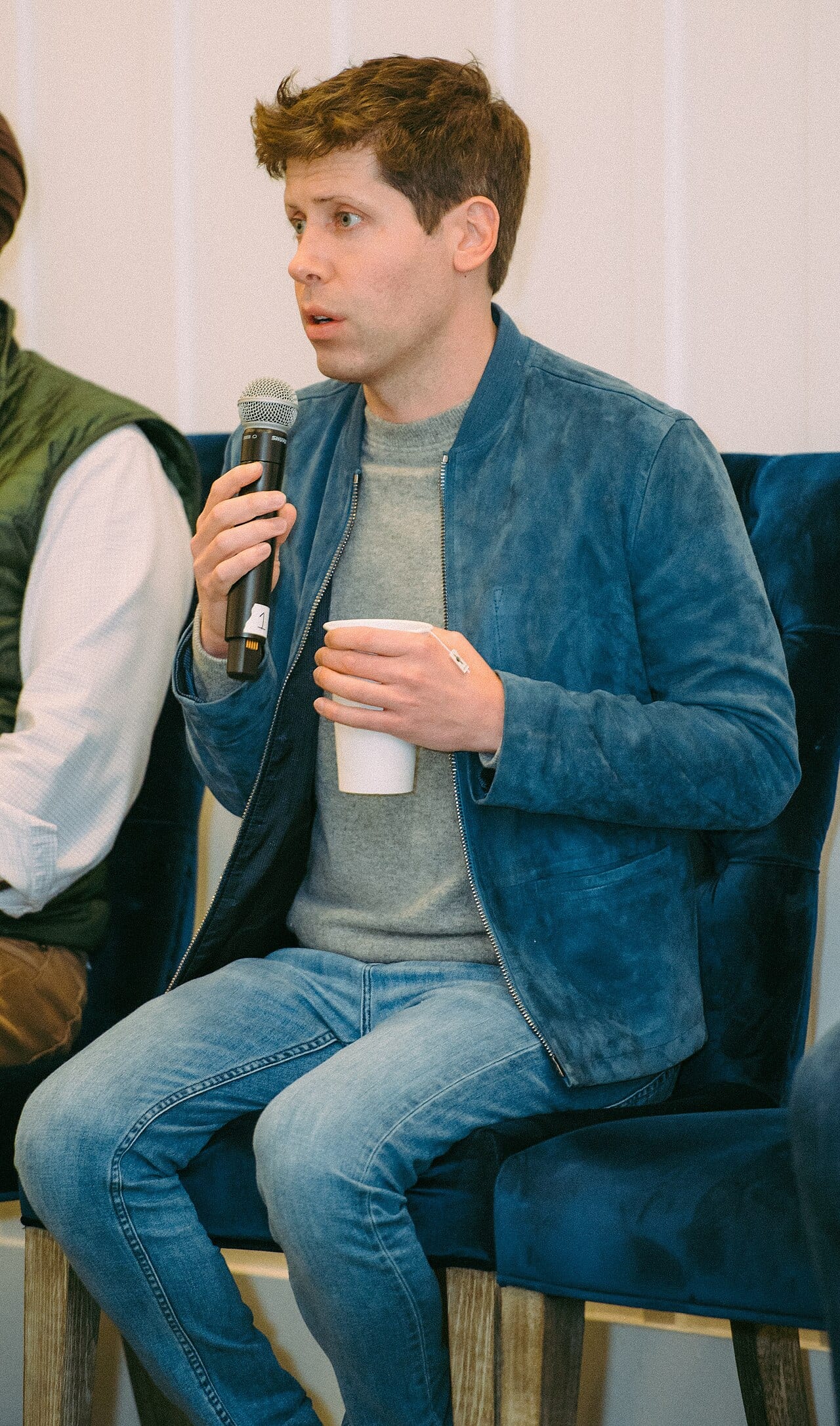 sam altman — arxiv surati